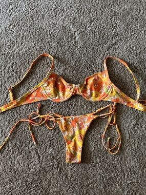 Kulani Kinis Floral Bikini